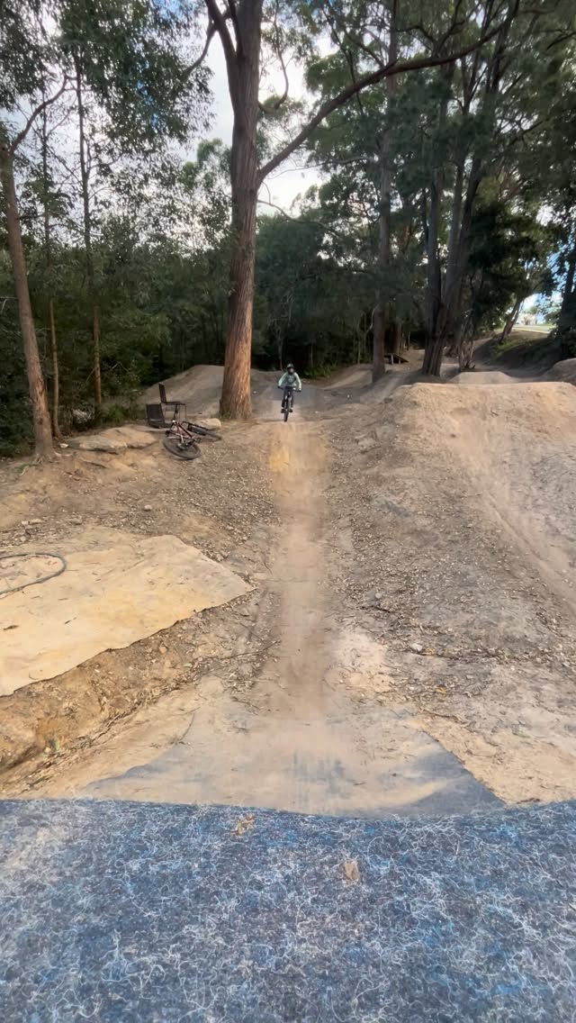 Been a while since I’ve been to Castle Cove.  It’s been rizzed up a bit.  Also just got the Enduro back from the mechanics and she is running smooth.