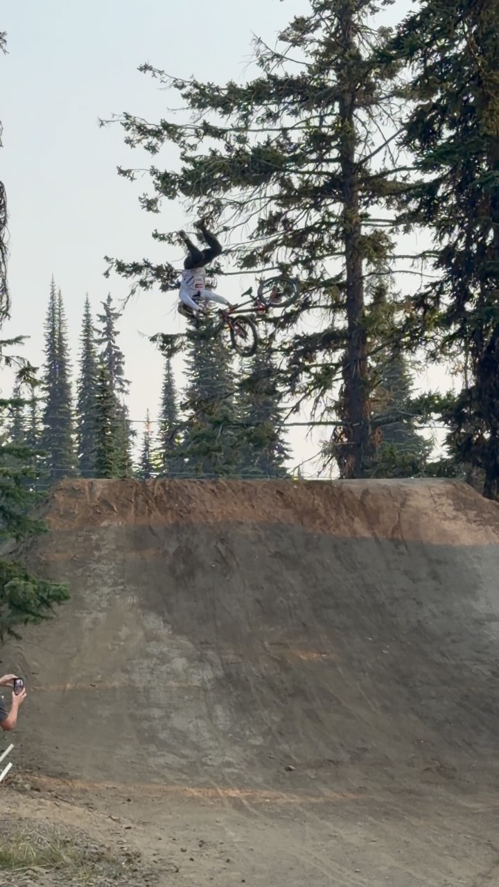 Slopestyle just keeps getting better.  Awesome job by all pushing their skills to the limit.